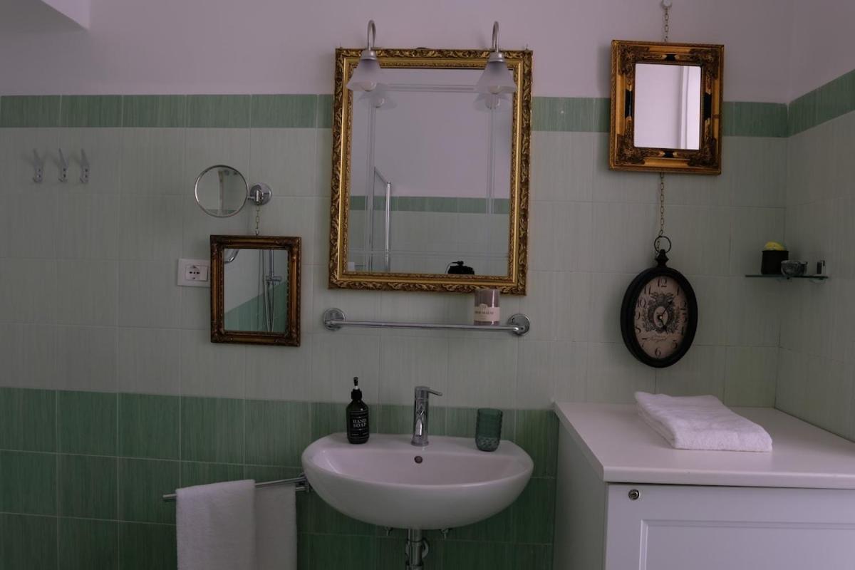 In The District Of Dolce Di Fellini Apartment Rom