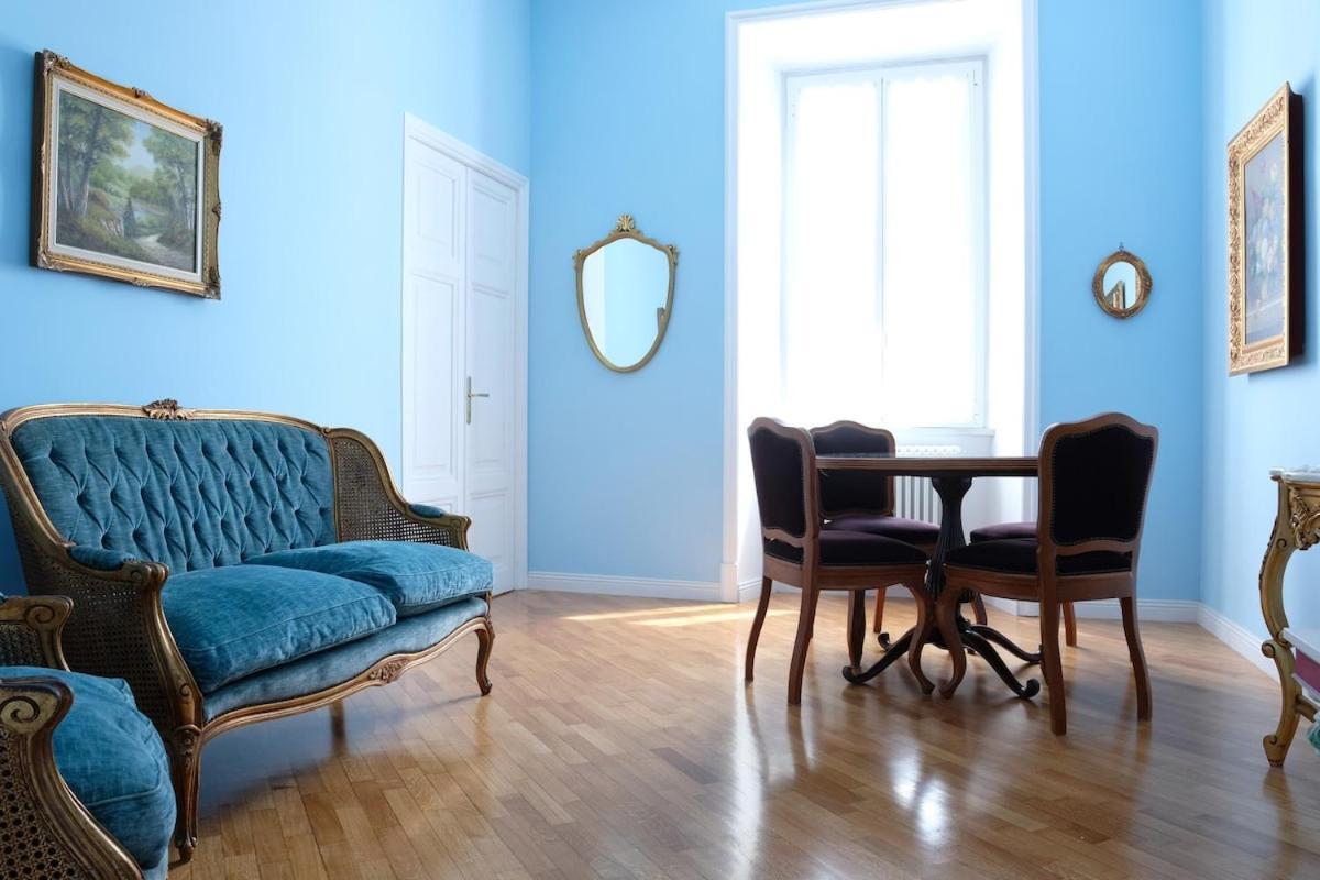 In The District Of Dolce Di Fellini Apartment Rom